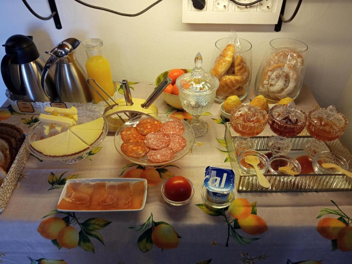 Hostal Ca'N Tiu Alaró Buitenkant foto