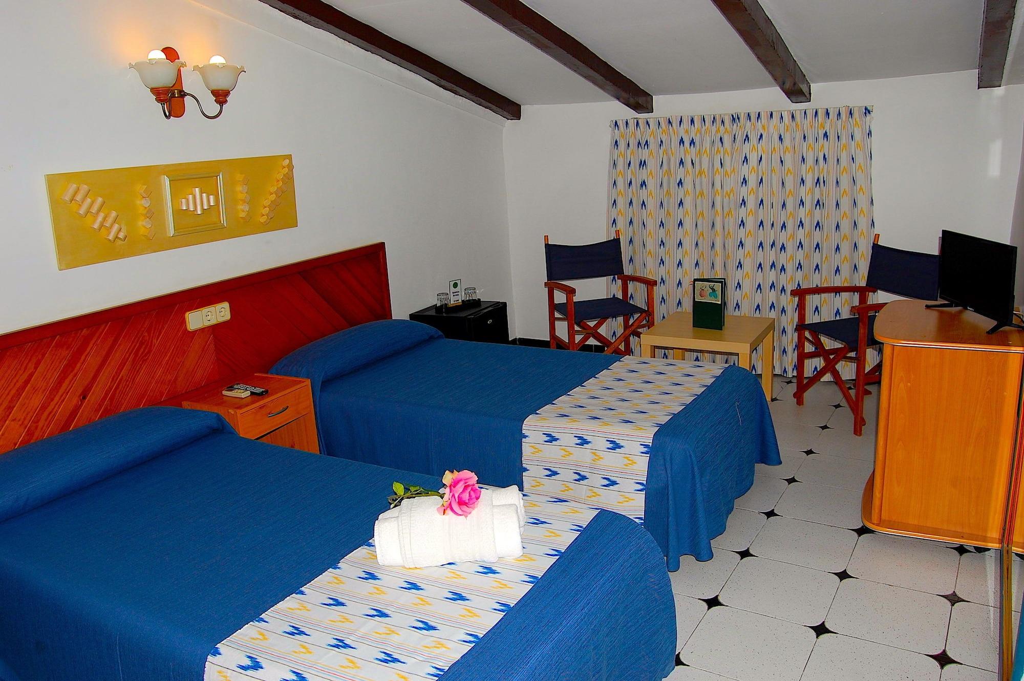Hostal Ca'N Tiu Alaró Buitenkant foto